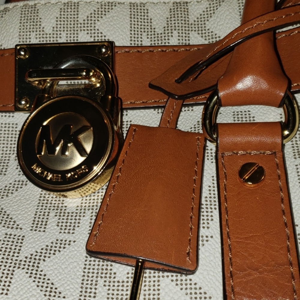 Cartera - Picture 2 of 7